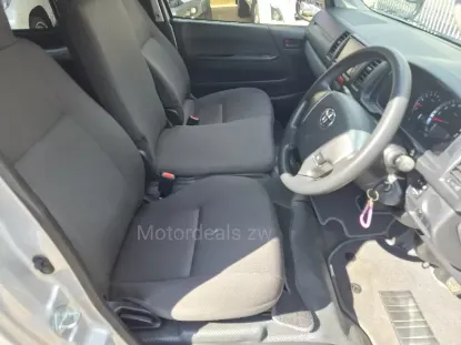 Picture of Toyota Quantum 2018
