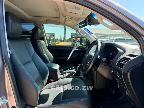 Picture of Toyota Land Cruiser 2022