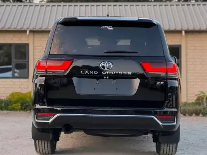 Picture of Toyota Land Cruiser 2023
