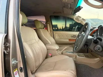 Picture of Toyota Fortuner 2010