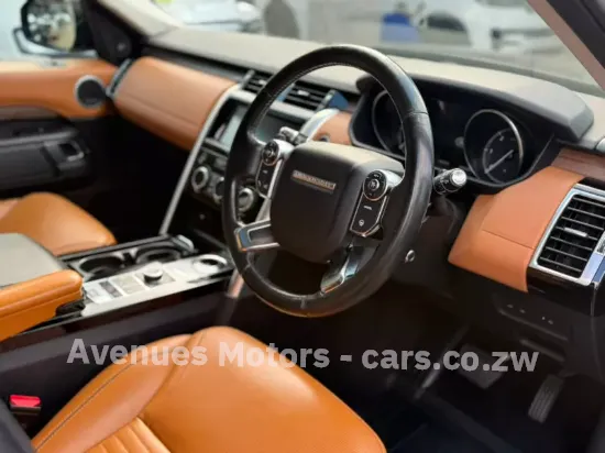 Picture of Land Rover Discovery 2016