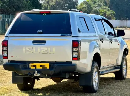 Picture of Isuzu KB250 2018