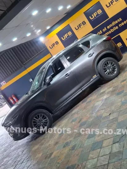 Picture of Mazda CX-5 2017