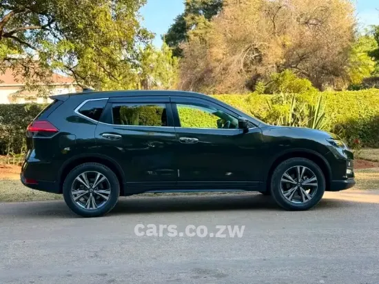Picture of Nissan X-Trail 2017