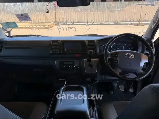 Picture of Toyota Hiace 2017