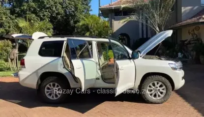 Picture of Toyota Land Cruiser 2020