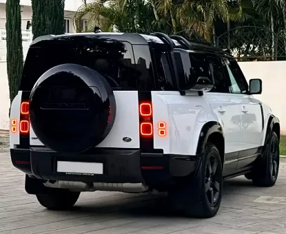 Picture of Land Rover Defender 2025