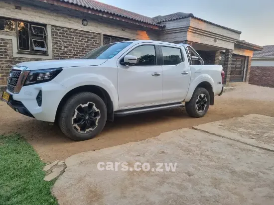 Picture of Nissan Navara 2022