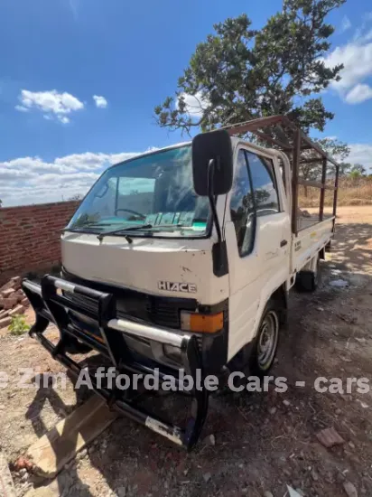 Picture of Toyota Dyna 1995