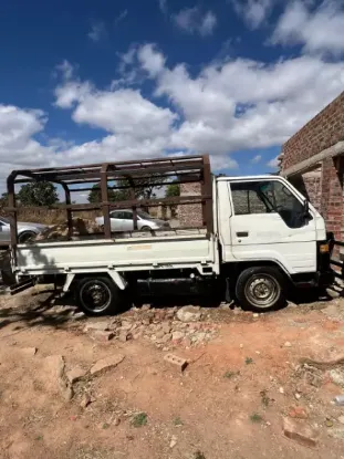 Picture of Toyota Dyna 1995
