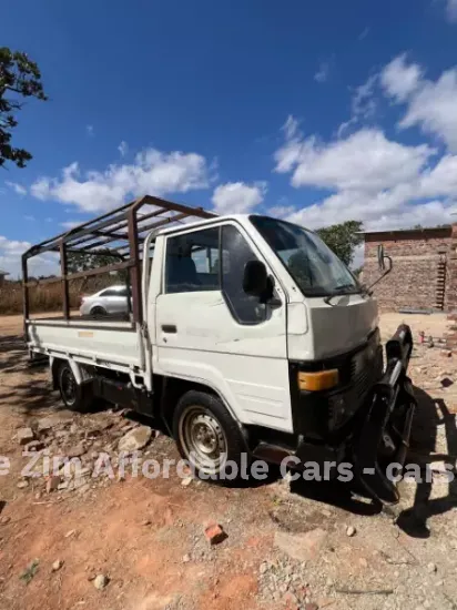 Picture of Toyota Dyna 1995