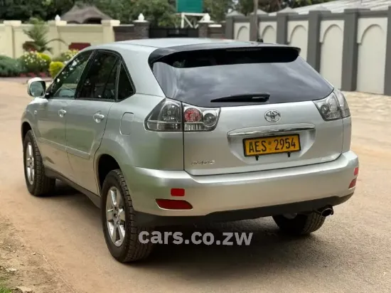 Picture of Toyota Harrier 2003
