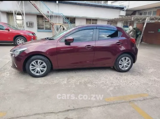 Picture of Mazda Demio 2017