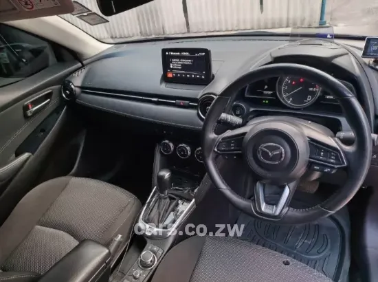 Picture of Mazda Demio 2017