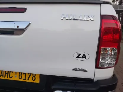Picture of Toyota Hilux 2016