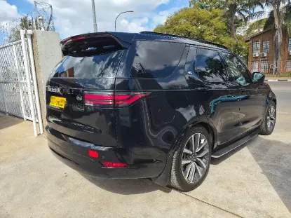 Picture of Land Rover Discovery 2023