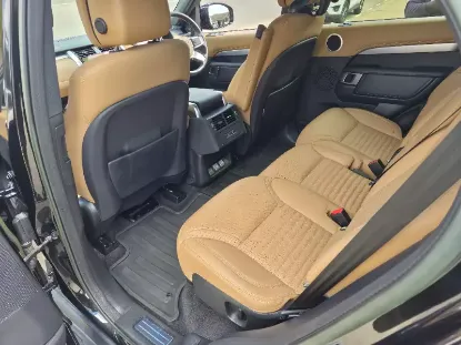 Picture of Land Rover Discovery 2023
