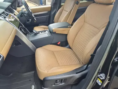 Picture of Land Rover Discovery 2023