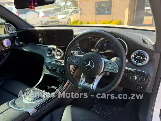 Picture of Mercedes Benz GLC 2019