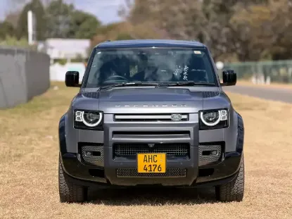 Picture of Land Rover Defender 2024