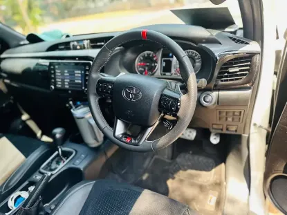 Picture of Toyota Hilux 2024