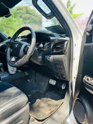 Picture of Toyota Hilux 2024