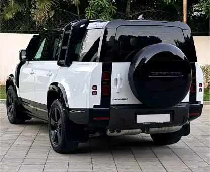 Picture of Land Rover Defender 2024