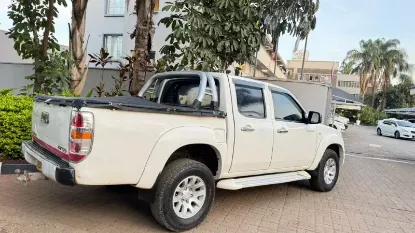 Picture of Mazda BT-50 2010