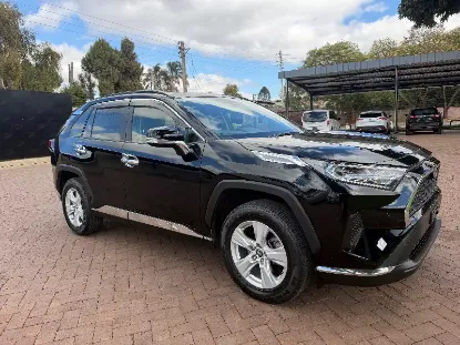 Picture of Toyota Rav4 2021