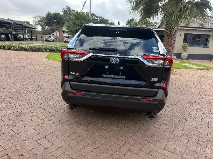 Picture of Toyota Rav4 2021