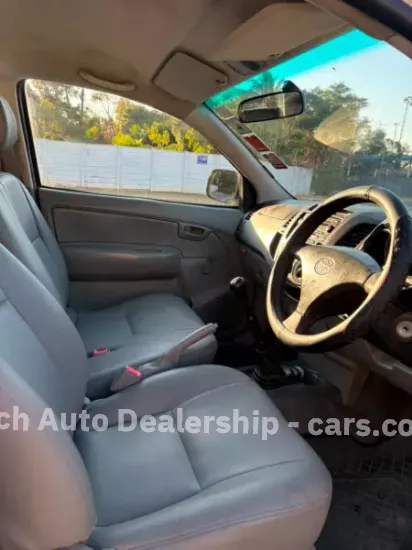 Picture of Toyota Hilux 2009
