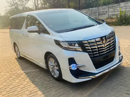 Picture of Toyota Alphard 2016