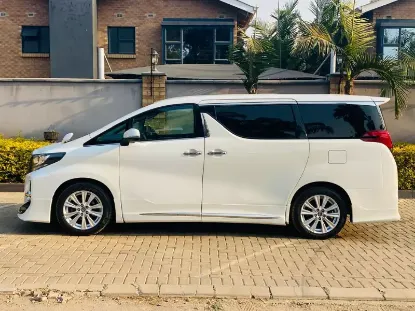 Picture of Toyota Alphard 2016