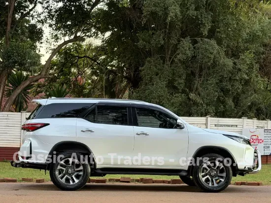 Picture of Toyota Fortuner 2025