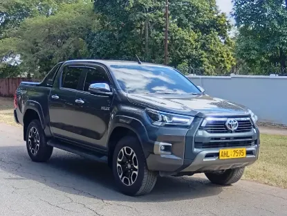 Picture of Toyota Hilux 2022