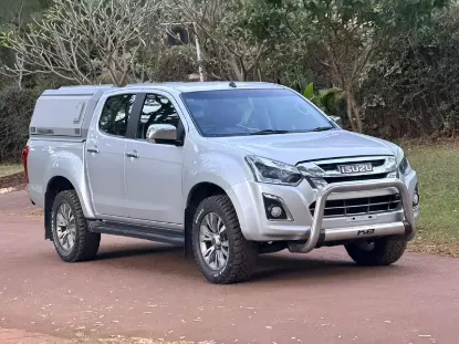 Picture of Isuzu KB300 2018