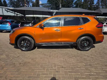 Picture of Nissan X-Trail 2019