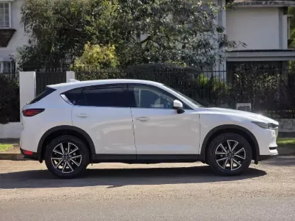 Picture of Mazda CX-5 2017