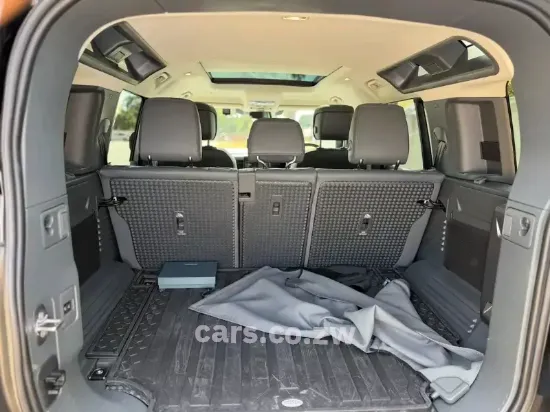 Picture of Land Rover Defender 2024