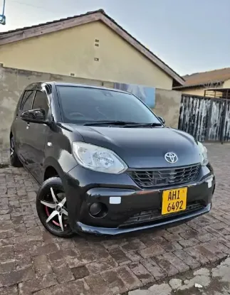 Picture of Toyota Passo 2016