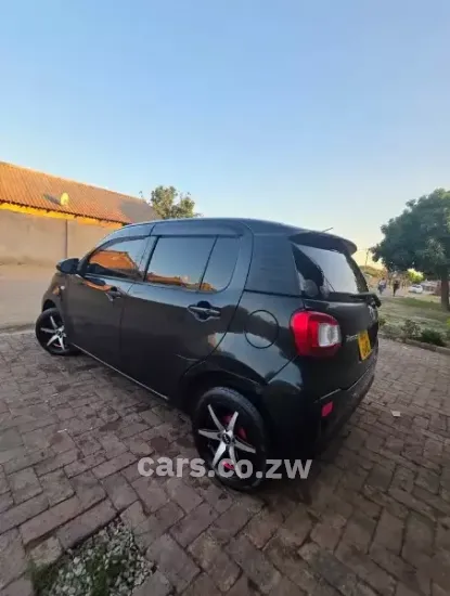 Picture of Toyota Passo 2016