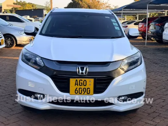 Picture of Honda Vezel 2015