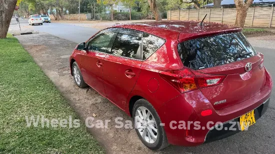 Picture of Toyota Auris 2013