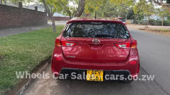 Picture of Toyota Auris 2013