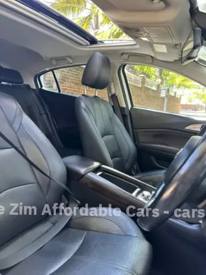 Picture of Mazda Axela 2017