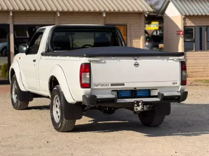 Picture of Nissan Hardbody 2019