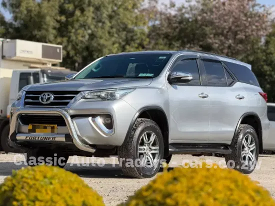 Picture of Toyota Fortuner 2016