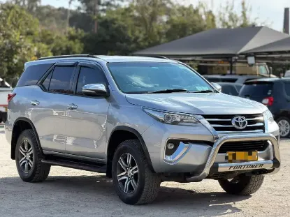 Picture of Toyota Fortuner 2016