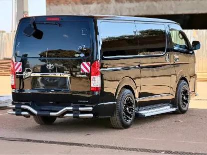 Picture of Toyota Hiace 2017