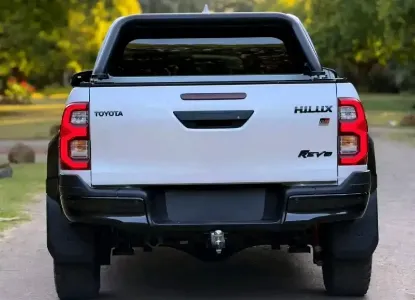 Picture of Toyota Hilux 2024